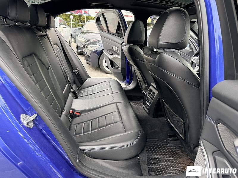 2018 BMW 330 — Miniatură 18