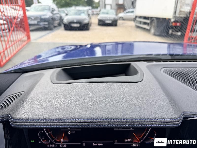 2018 BMW 330 — Miniatură 10