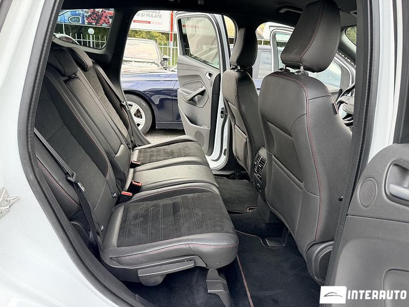 2017 Ford Kuga — Miniatură 8
