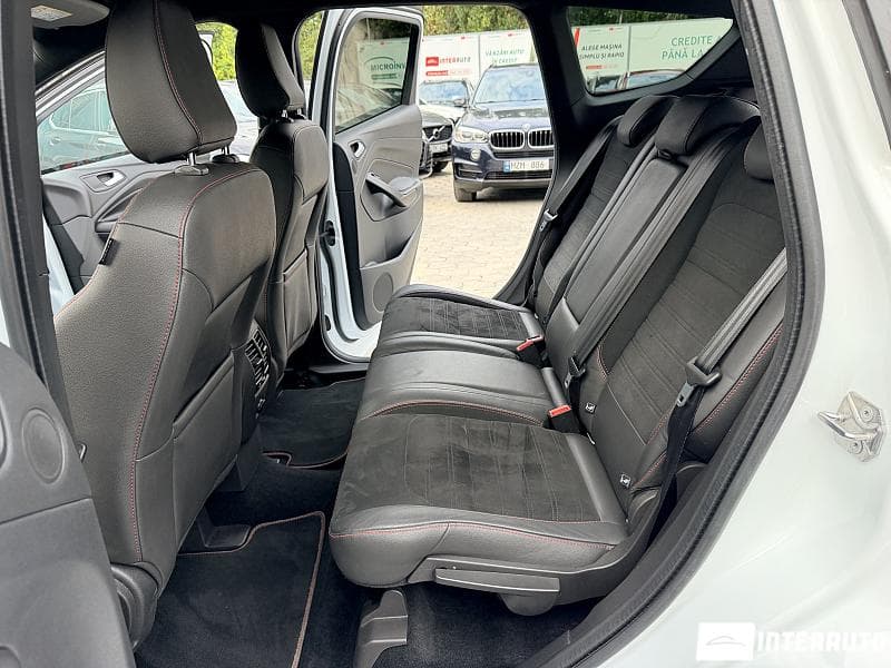 2017 Ford Kuga — Miniatură 6