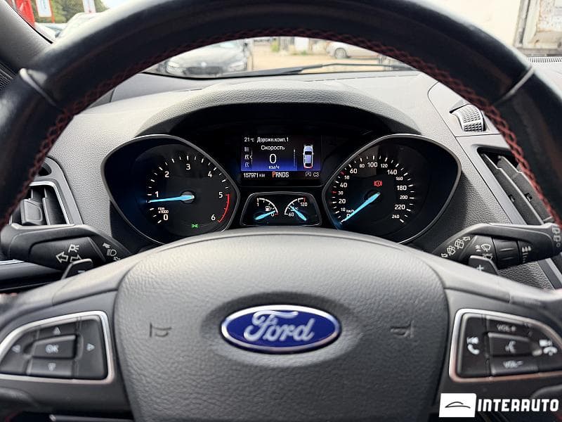 2017 Ford Kuga — Miniatură 10