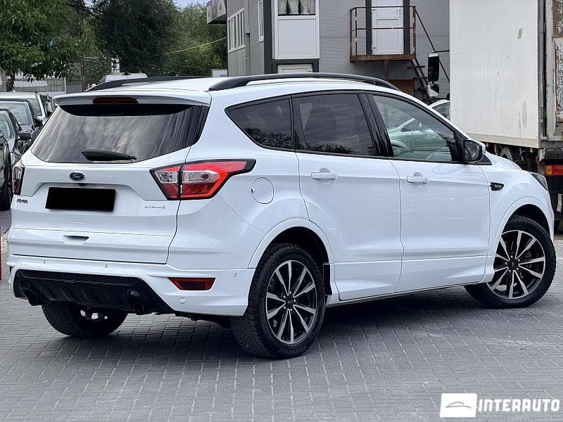 2017 Ford Kuga — Miniatură 4