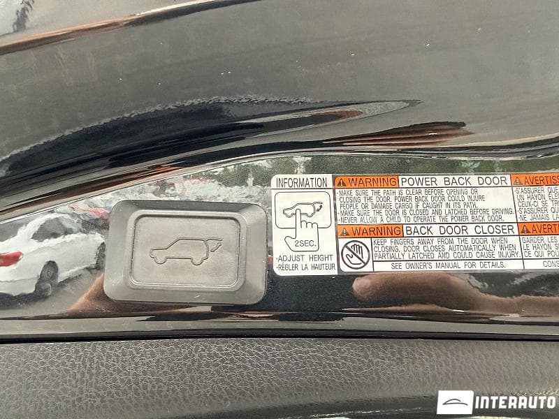 2016 Toyota Rav-4 — Miniatură 17