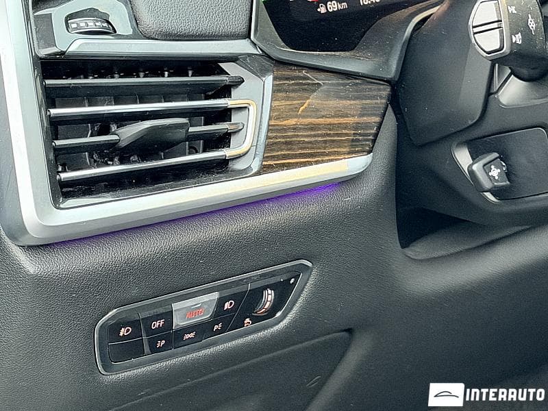 2019 BMW X7 4.0i — Miniatură 18