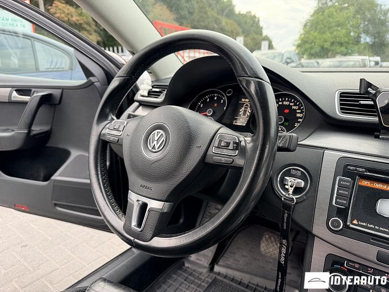 2011 Volkswagen Passat — Miniatură 11