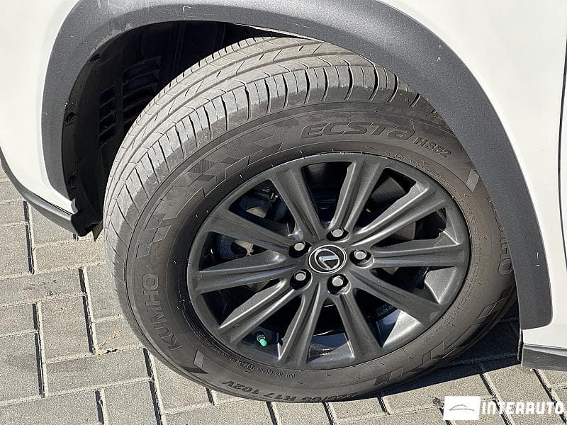 2018 Lexus NX 300H — Miniatură 21