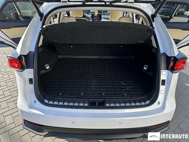 2018 Lexus NX 300H — Miniatură 23