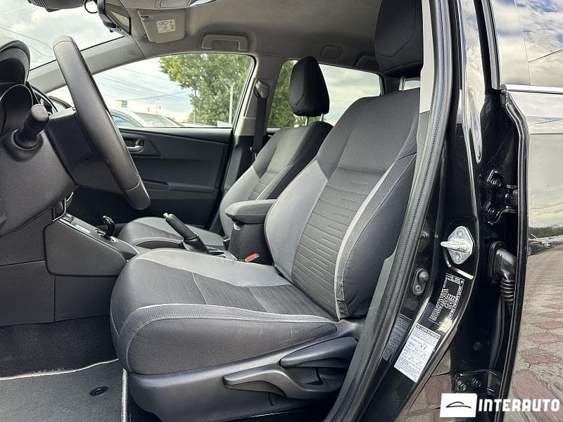 2018 Toyota Auris — Miniatură 5