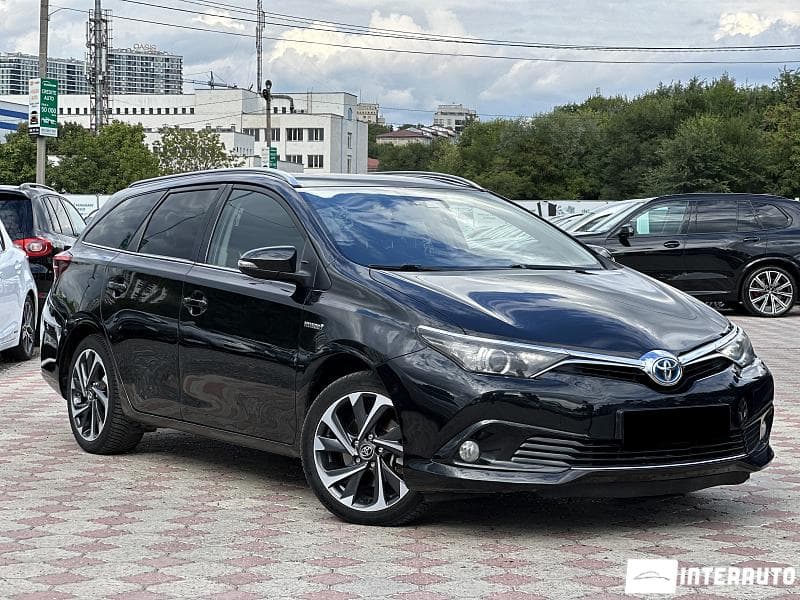 2018 Toyota Auris — Miniatură 4