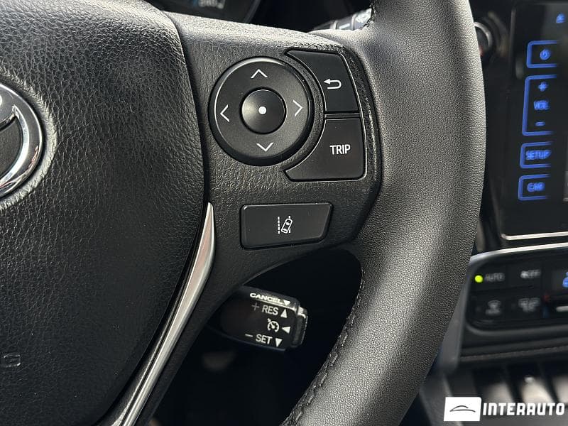 2018 Toyota Auris — Miniatură 11