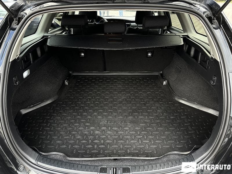 2018 Toyota Auris — Miniatură 19