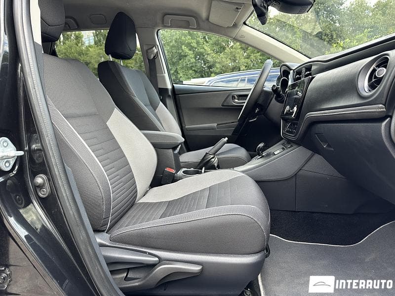 2018 Toyota Auris — Miniatură 15