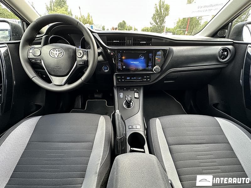 2018 Toyota Auris — Miniatură 7