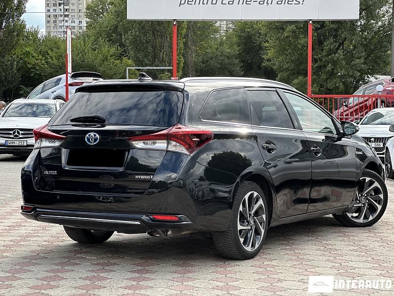 2018 Toyota Auris — Miniatură 2