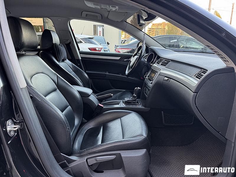 2014 Skoda Superb — Miniatură 16