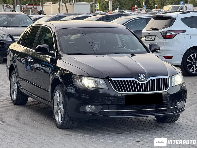 2014 Skoda Superb — Miniatură 3