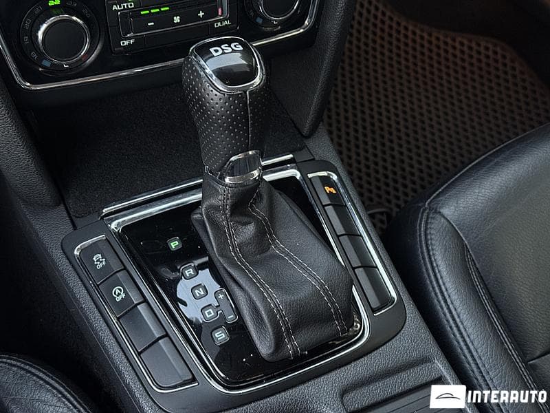 2014 Skoda Superb — Miniatură 15