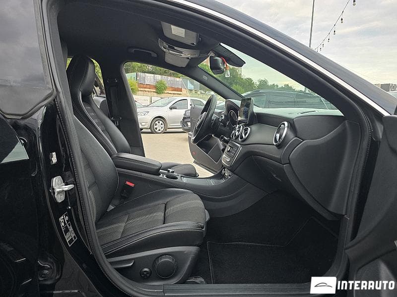 2017 Mercedes CLA 180d — Miniatură 15