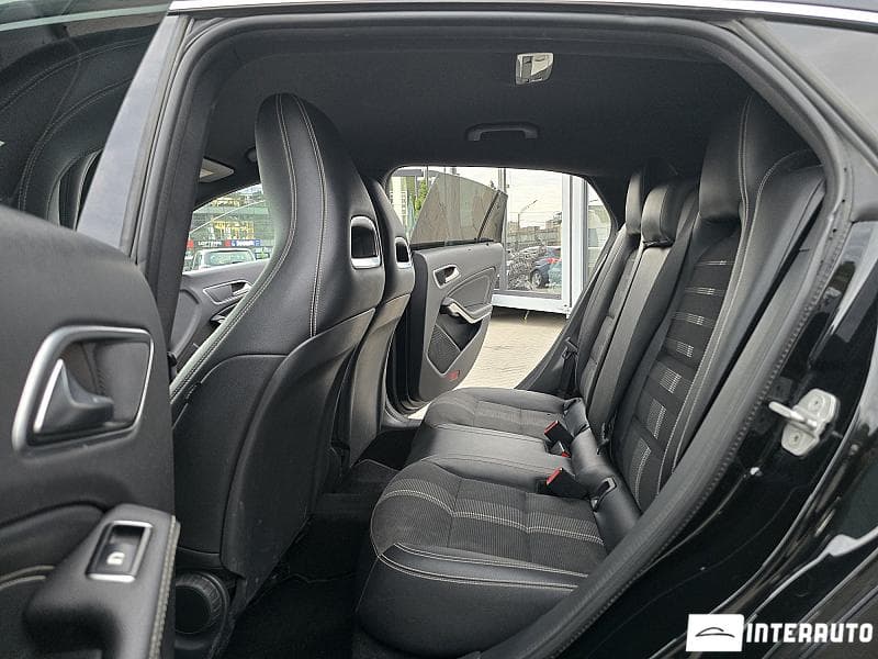 2017 Mercedes CLA 180d — Miniatură 13