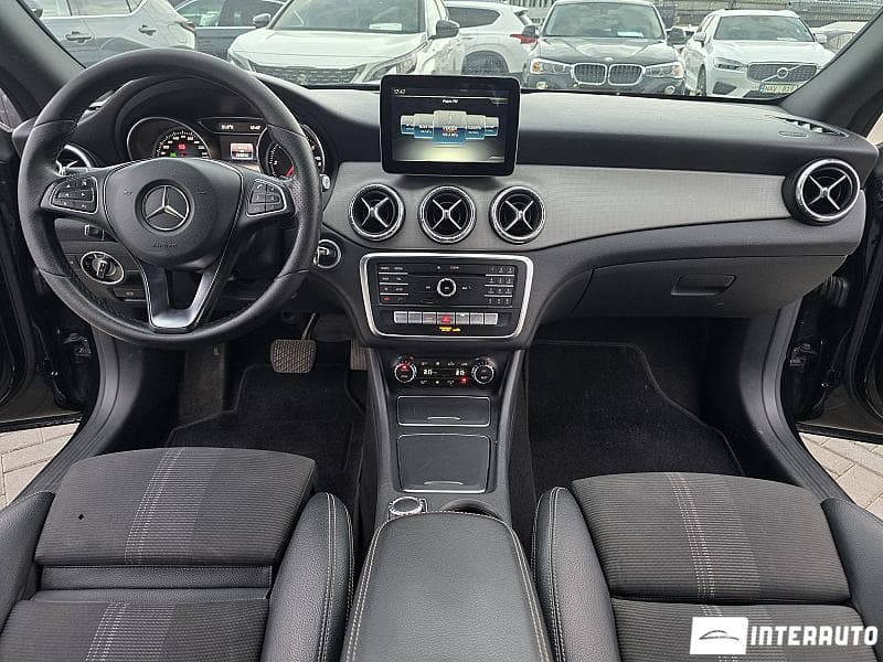 2017 Mercedes CLA 180d — Miniatură 6