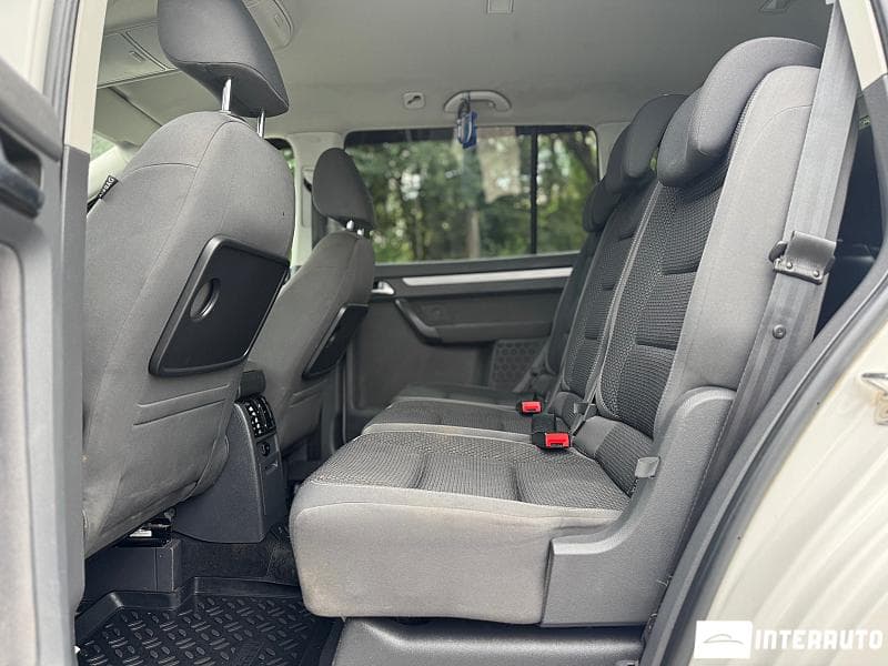 2011 Volkswagen Touran — Miniatură 18