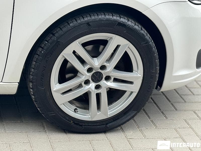 2011 Volkswagen Touran — Miniatură 5