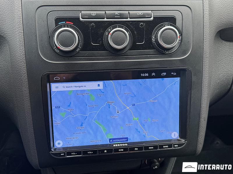 2011 Volkswagen Touran — Miniatură 13