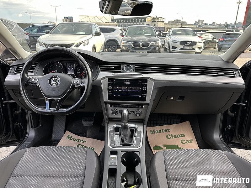 2017 Volkswagen Passat — Miniatură 6