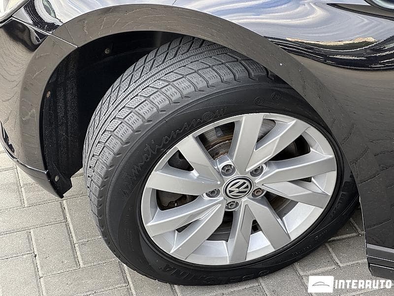 2017 Volkswagen Passat — Miniatură 18