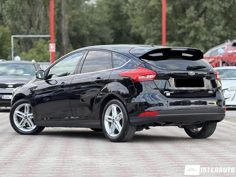 2015 Ford Focus — Miniatură 3