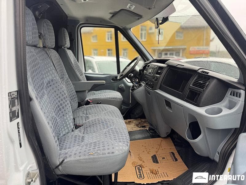 2012 Ford Transit — Miniatură 11