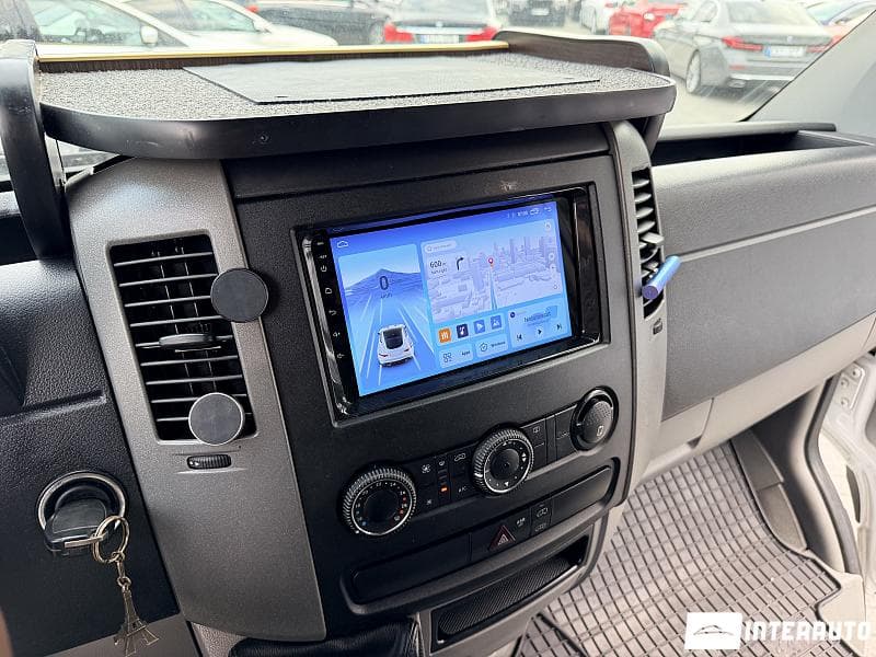 2015 Mercedes Sprinter — Miniatură 8