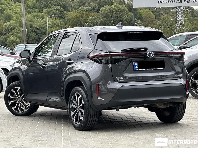 2022 Toyota Yaris Cross — Miniatură 4