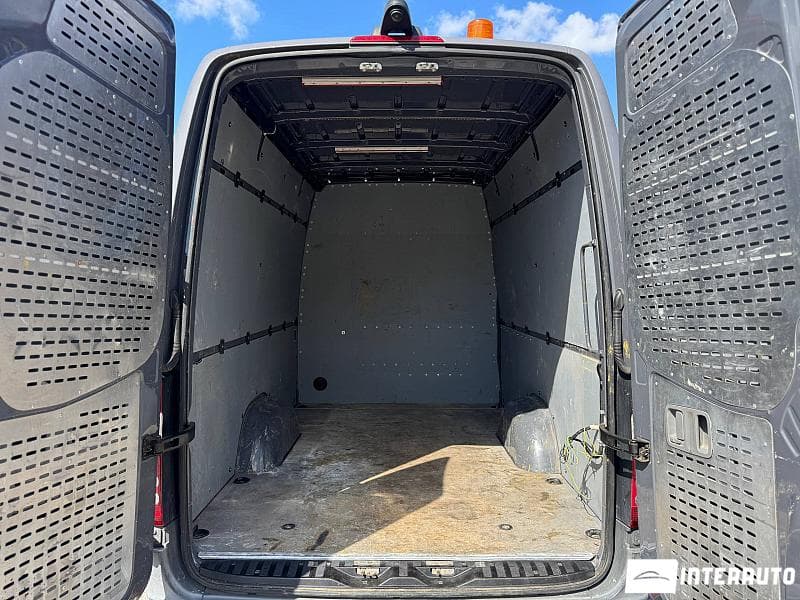 Mercedes Sprinter 2016 — Миниатюра 18