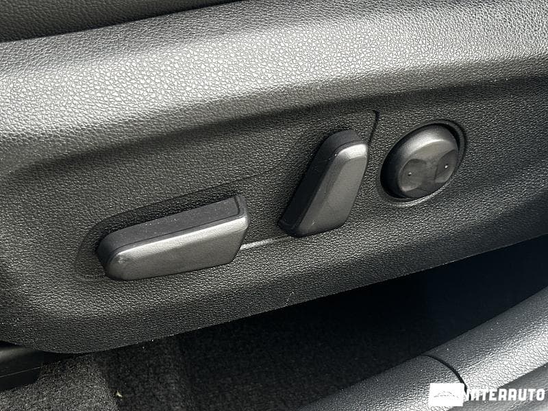 2020 Kia Niro — Miniatură 20
