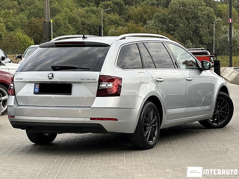 2020 Skoda Octavia — Miniatură 3