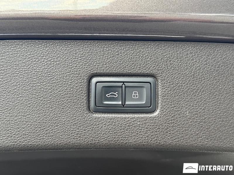 2016 Audi Q7 — Miniatură 25