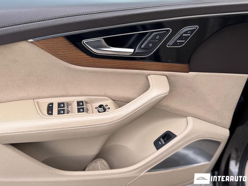 2016 Audi Q7 — Miniatură 7