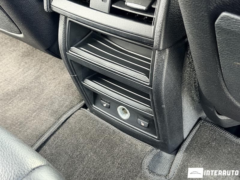 BMW X5 2.5D 2015 — Миниатюра 16