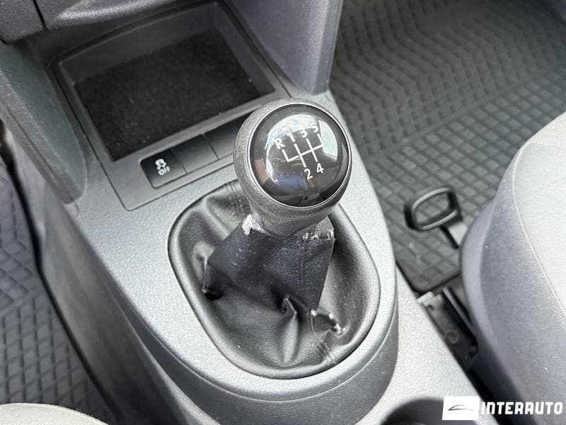 Volkswagen Caddy 2015 — Миниатюра 11