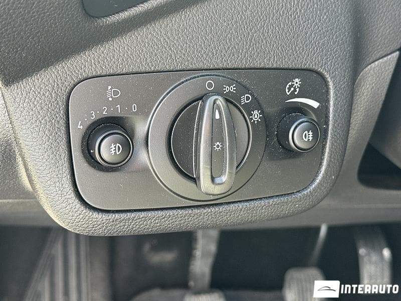2015 Ford C-MAX — Miniatură 7