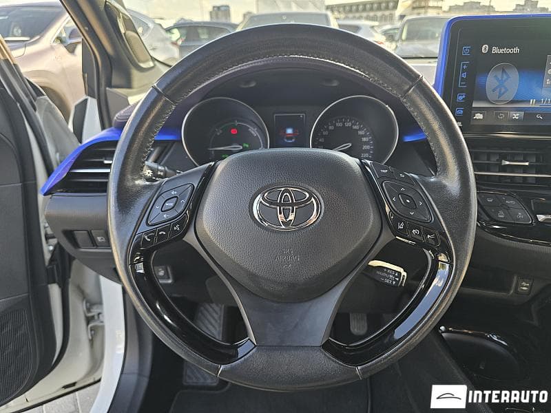2018 Toyota C-HR — Miniatură 7