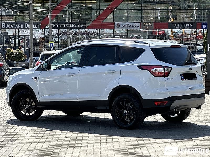 2019 Ford Kuga — Miniatură 4