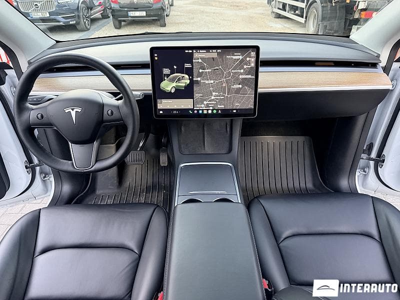 2021 Tesla Model Y — Miniatură 10