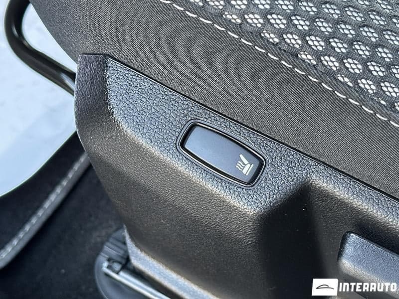 Dacia Duster 2019 — Миниатюра 12