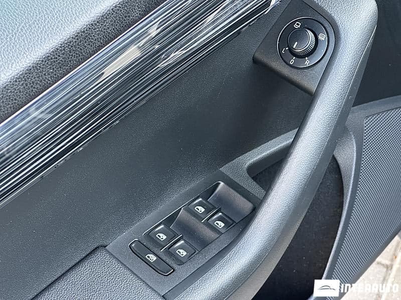 2017 Skoda Octavia — Miniatură 15