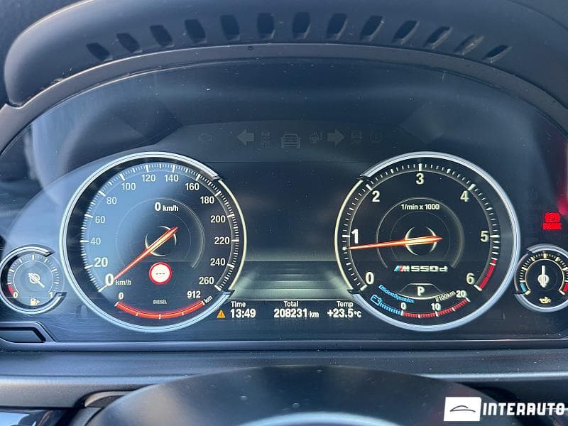 BMW 520 2016 — Миниатюра 11