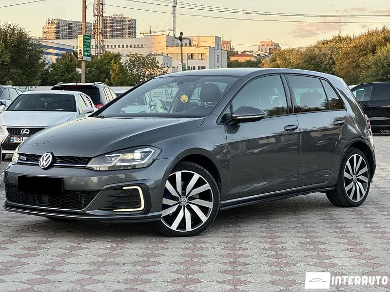 Volkswagen Golf GTE
