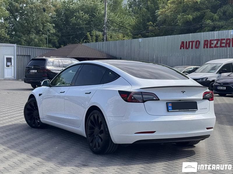 2021 Tesla Model 3 — Miniatură 2