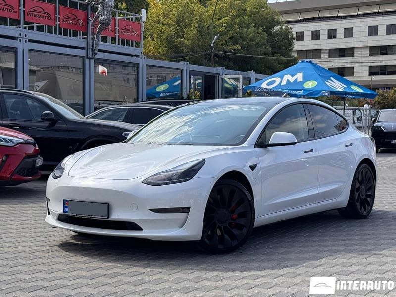 2021 Tesla Model 3 — Miniatură 3